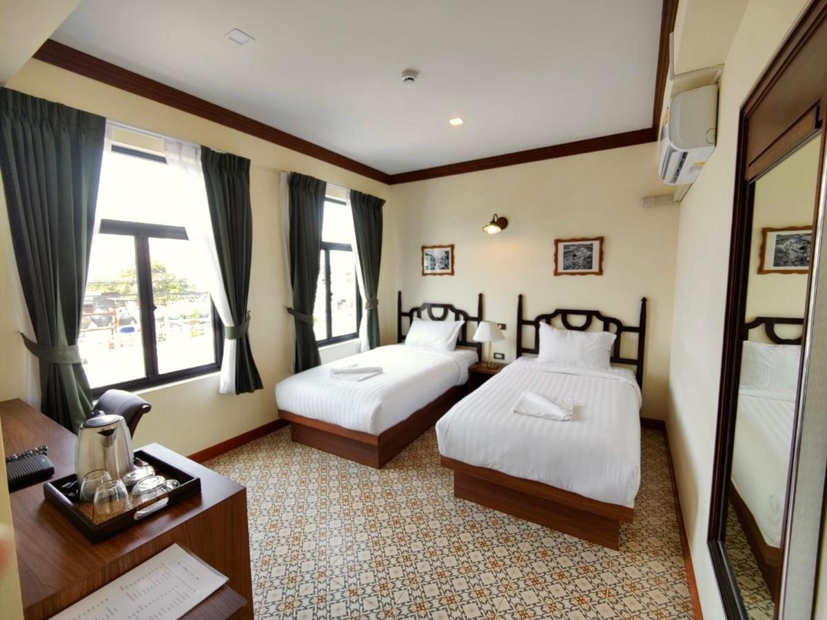 Baan Chao Khun Hotel Ban Khlong Lat Bua Khao Phòng bức ảnh